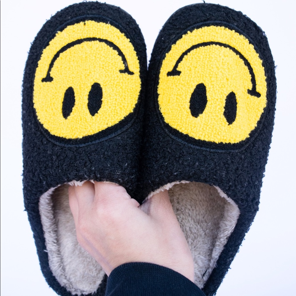 Smiley Face Slippers - Picture 3 of 4